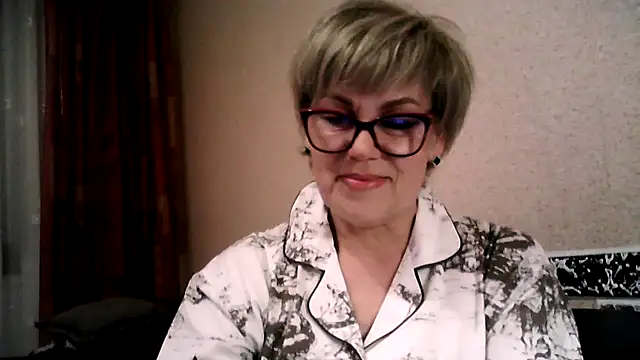 TatkaYang online show from April 1, 7:33 pm