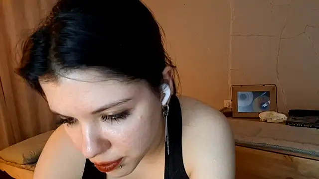 MiaTemptress online show from April 30, 5:40 pm