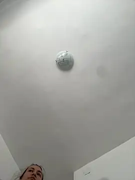 SweetCurvess online show from April 24, 8:39 am