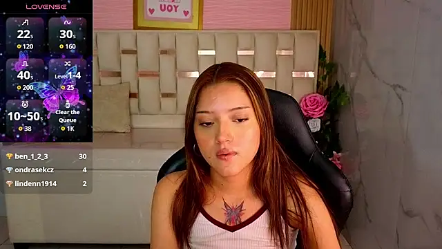 veronicaa s online show from July 30, 9:04 pm