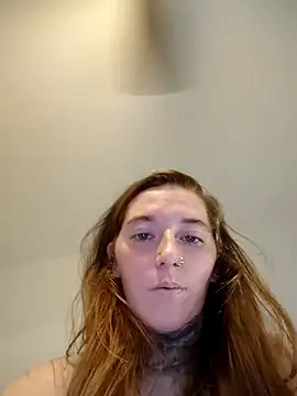 strawberriesandcreme online show from March 14, 5:19 am