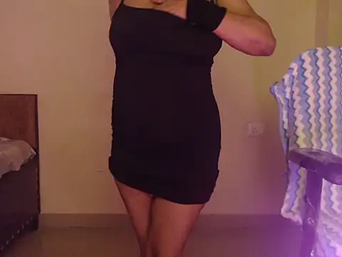 MaiRra  online show from April 2, 5:54 pm