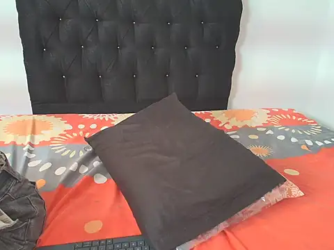 Sweet Scarlett  online show from April 27, 2:58 pm