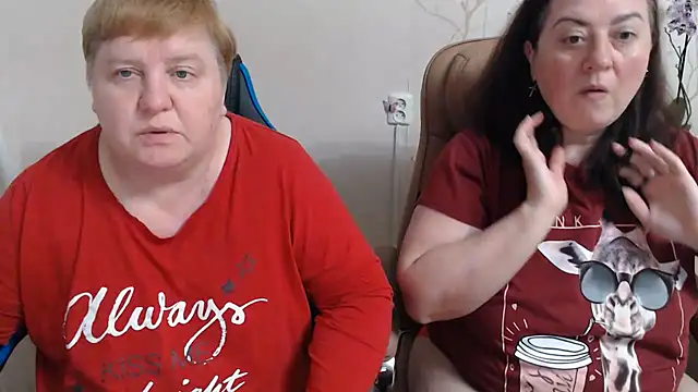 Lindy-Jeanie online show from June 5, 7:09 pm
