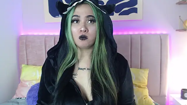 Liliith Zeniith online show from April 15, 8:42 pm