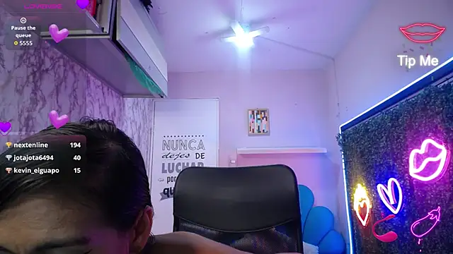sandra petite19 online show from June 16, 3:51 am