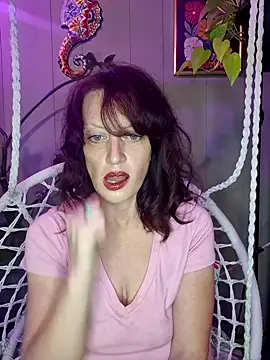 PurpleBunnyxo online show from June 15, 5:29 am