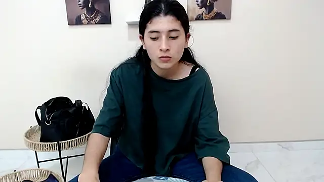 katywild20 online show from April 11, 8:23 pm