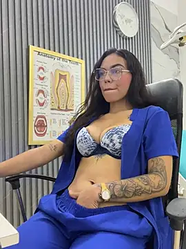 daniela-sexy online show from May 7, 2:32 pm