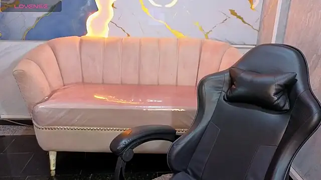  Charlottee b online show from July 14, 7:51 pm