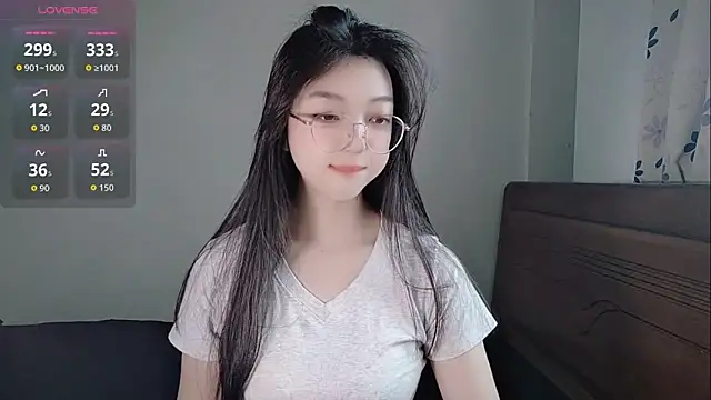 oblakitty  online show from April 26, 12:41 am
