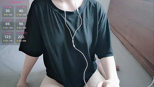 oblakitty  online show from July 13, 9:54 am