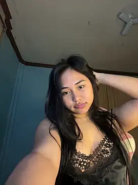 slut emerald22 online show from May 2, 4:43 pm