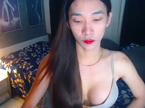 LadyLunacy online show from June 18, 6:37 am