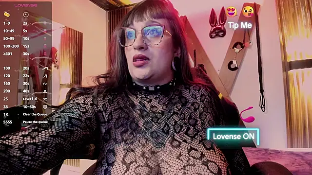 Violett 8 online show from June 19, 5:55 am