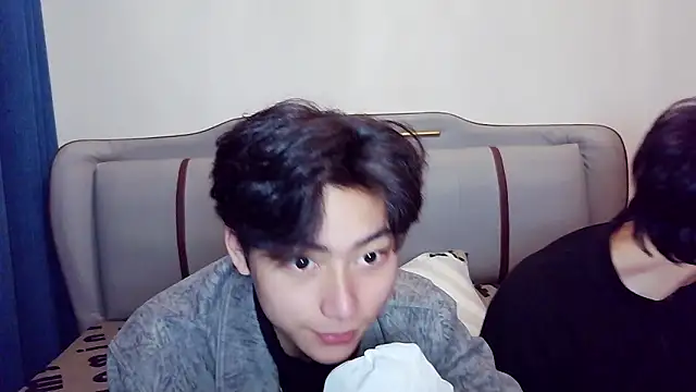 XX-XIUXIU online show from March 21, 1:49 pm