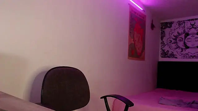 Dark cherry2 online show from March 19, 1:21 am