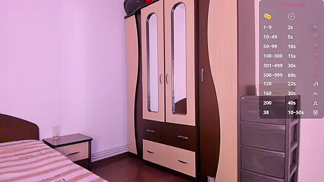 MiaCrush69 online show from April 22, 7:44 pm