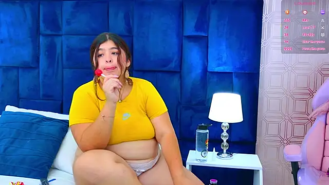 Dahlia Lee online show from May 5, 3:09 am