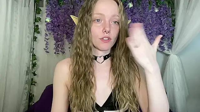 ElfGirlAna online show from June 1, 2:41 pm