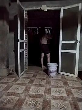 sfgggg1111 online show from April 25, 1:41 pm