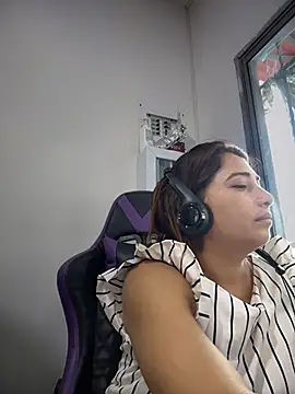 Sexy-CallCenter online show from March 30, 8:08 pm