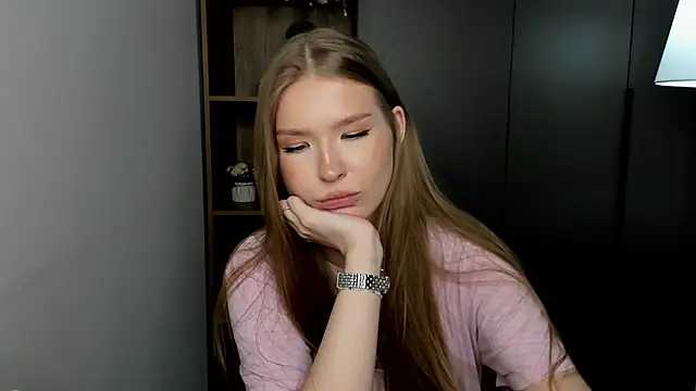 BarbMontilla online show from March 22, 8:42 am