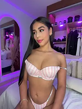 Rossie Blooms online show from May 14, 10:37 pm