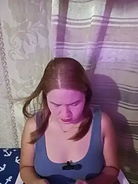 Amazingurlx online show from June 15, 6:13 am