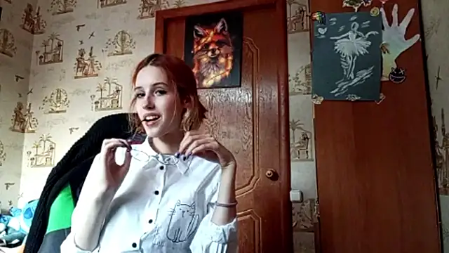 SirenFrost online show from June 7, 3:41 pm