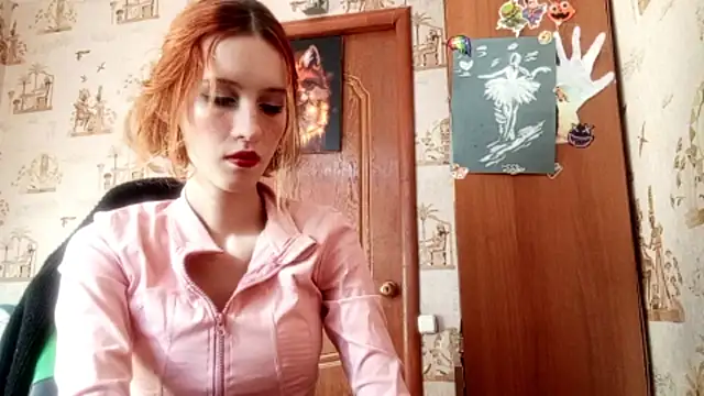 SirenFrost online show from June 6, 2:23 pm