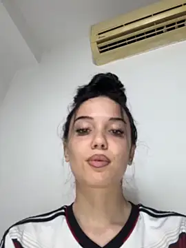 icedrosemarye online show from June 12, 6:16 pm