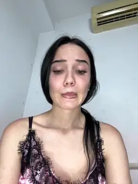 icedrosemarye online show from June 14, 2:24 am