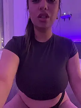Lusty Lunaa online show from May 14, 11:16 am