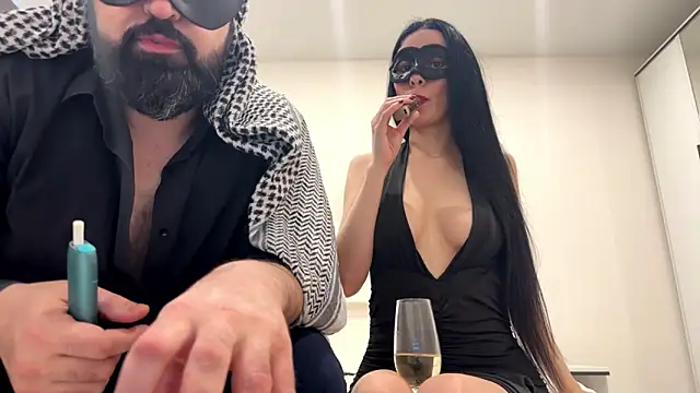 big little sheikh online show from April 7, 9:11 am