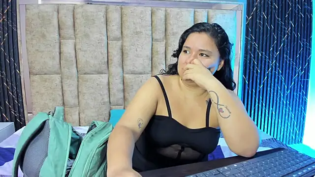 natasha adam21 online show from July 2, 2:00 am