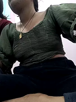 Hot   Amrita    online show from March 27, 8:26 am