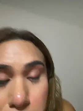 Jullyanaximeness online show from July 17, 3:44 am
