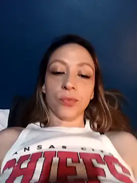 nickyone90 online show from April 16, 9:39 pm