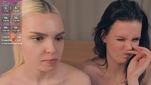 JuliannPaysour online show from April 25, 12:41 pm
