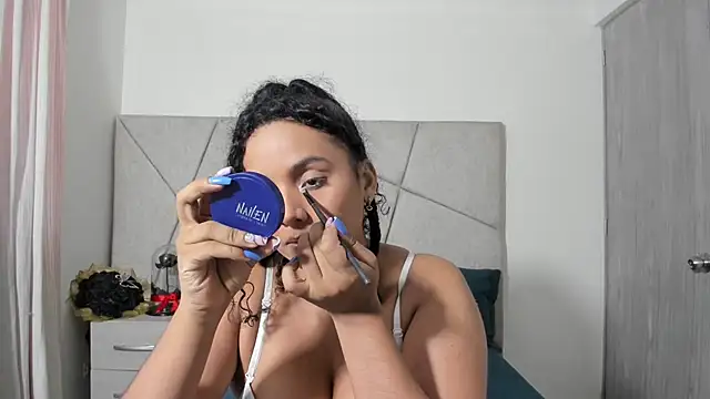 VeraBellucci online show from April 7, 11:12 am