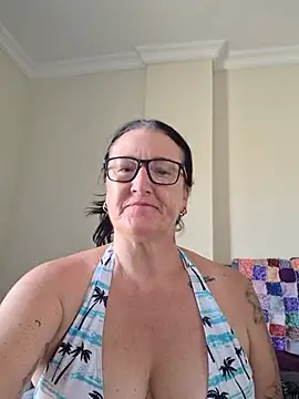 Flirty Siennax online show from August 5, 8:20 am