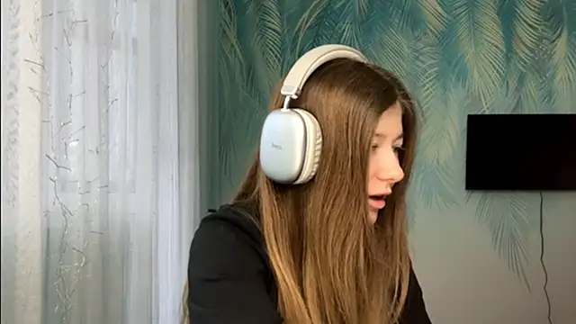 Kate Jomallona online show from March 29, 11:42 am