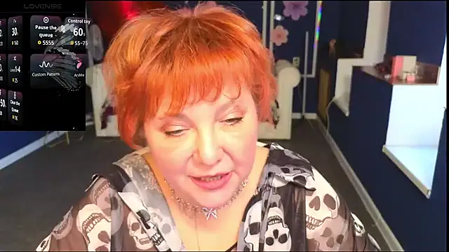 Kira Kingslee online show from May 2, 9:45 am