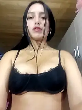 carlapardo online show from April 7, 10:01 pm