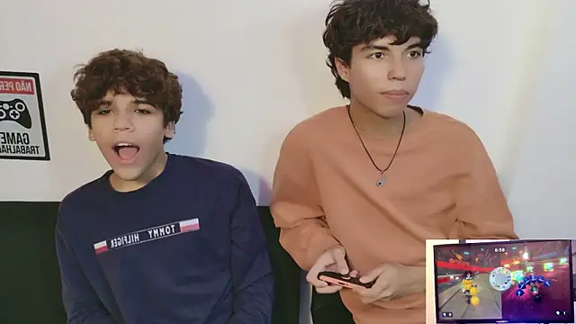 Mael Twink online show from July 31, 5:19 am
