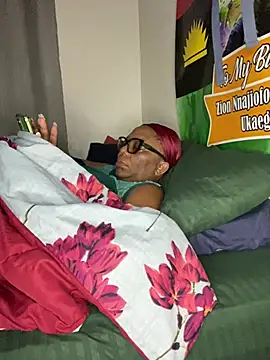 BoobsQueeen online show from July 1, 4:45 am