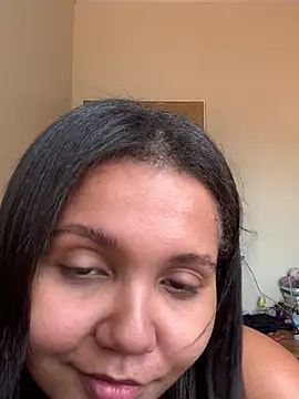 viviboraaaa online show from June 18, 4:23 pm