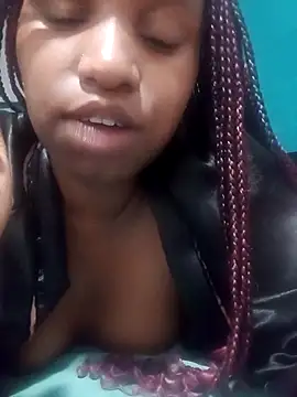 Kitcaty online show from March 31, 6:08 pm