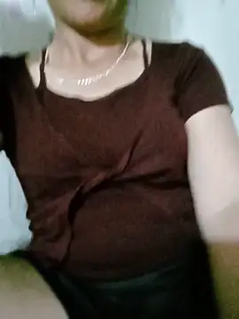 Lisa-aa online show from May 15, 1:03 pm